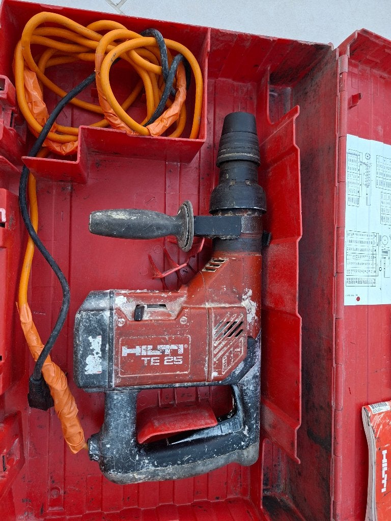 Hilti boormachine TE25, Bricolage & Construction, 400 à 600 watts, Enlèvement, Utilisé, Perceuse