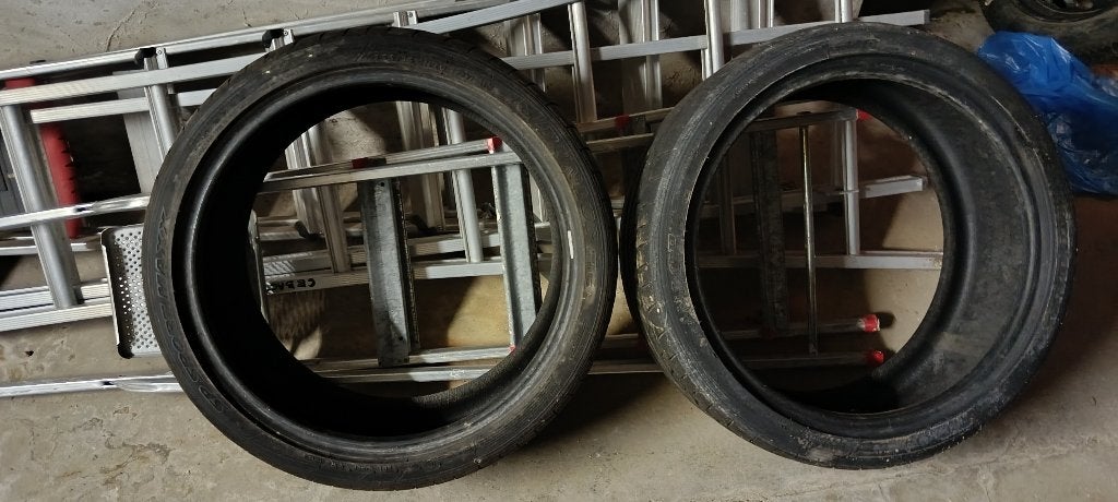 Pneus Dunlop 2 à vendre 255/35/20 255/35 r20, Autos : Pièces & Accessoires, Enlèvement, Utilisé