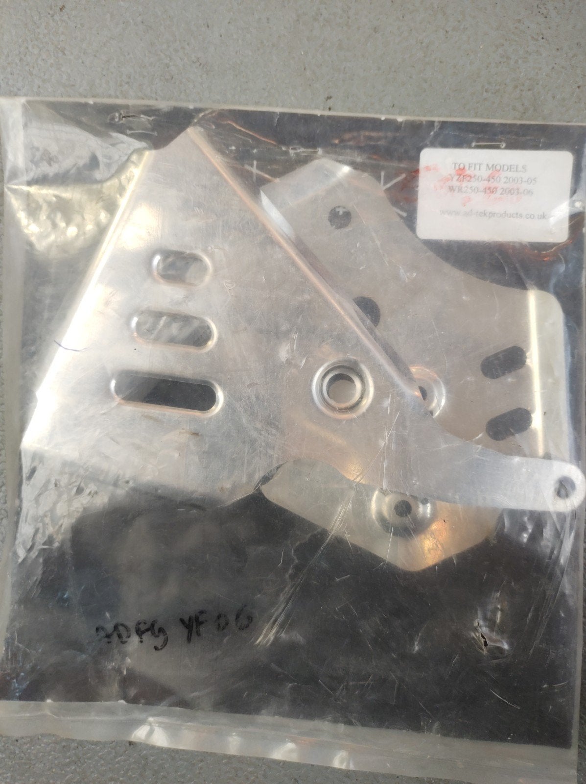 Kader beschermers aluminium, Enlèvement