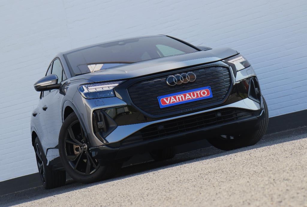 Audi Q4 e-tron Sportback 45 S-line - SONOS/Shadow+/SOH=99%, Auto's, Automaat, Achterwielaandrijving, Leder en Stof, Dealer onderhouden
