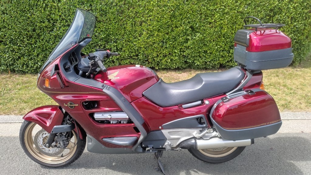 Honda Pan European st 1100, Motos, Motos | Honda, Tourisme, Occasion, Transmission par cardan, Particulier
