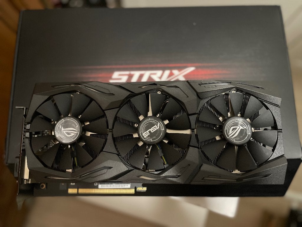 Asus Strix vega64 8Gb+ Intel i5 8400 avec ventirad, Computers en Software, Videokaarten, Ophalen of Verzenden