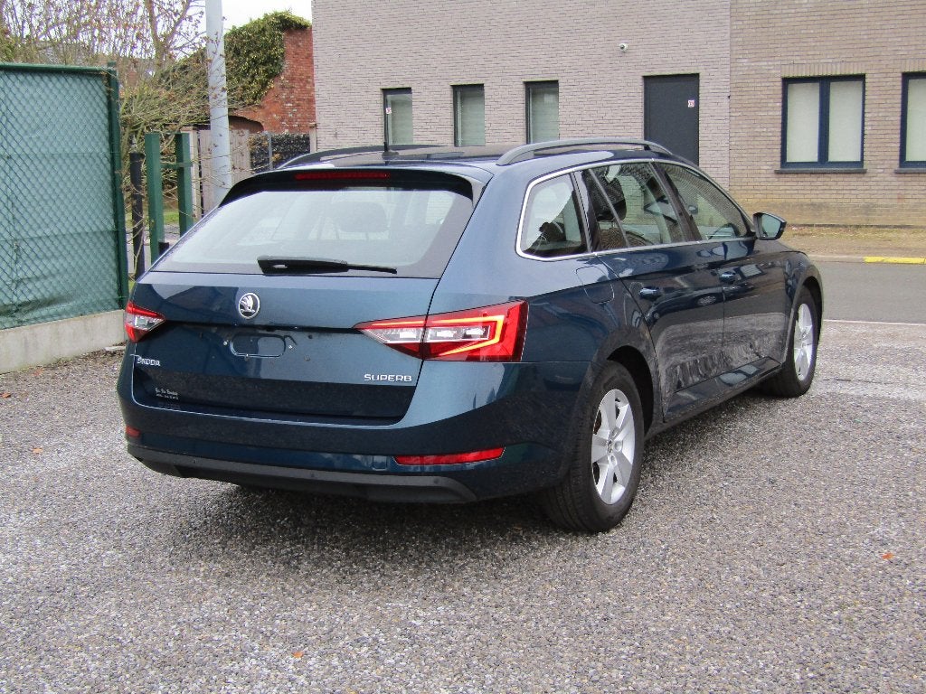 Skoda Superb 1.6 TDI, Auto's, Voorwielaandrijving, 4 cilinders, Blauw, Bedrijf
