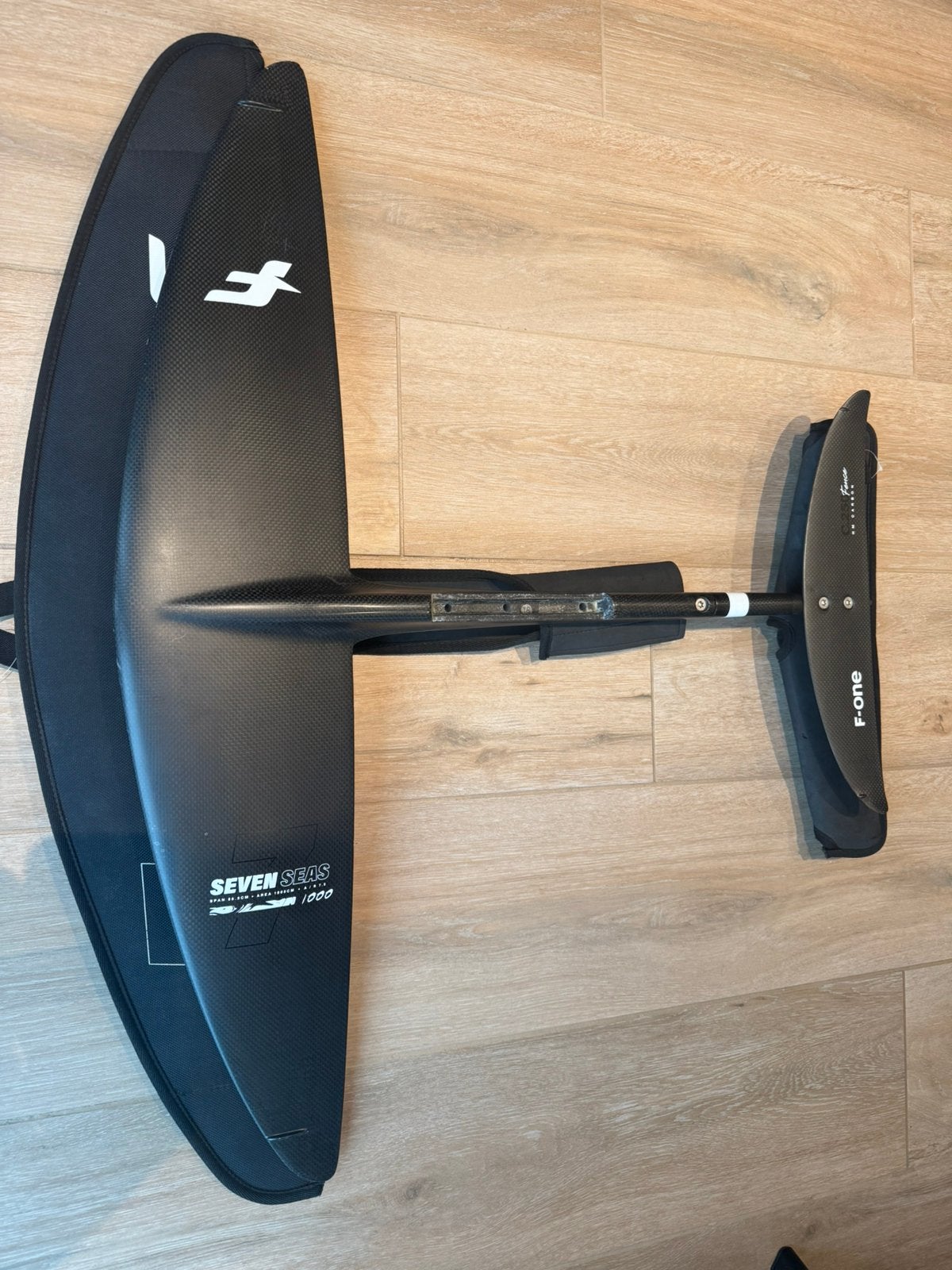 Seven seas v1 1000 met c 250 fence, Watersport en Boten, Wingsurfen, Ophalen, Gebruikt, Wingsurf-hydrofoil