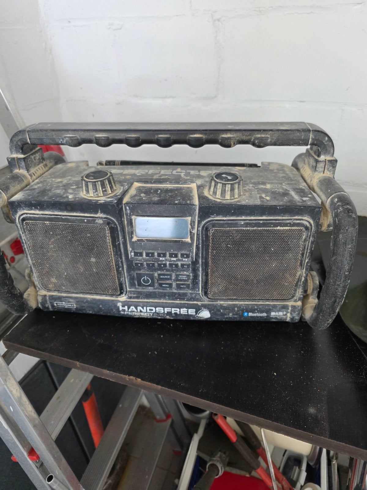 Werf radio, Ophalen