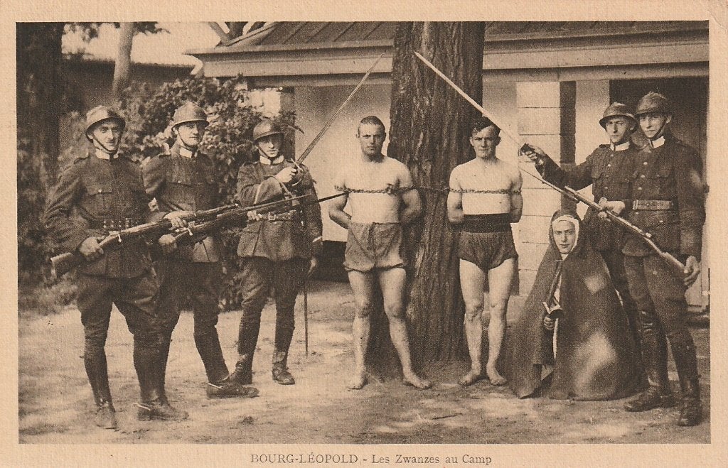 Bourg-Léopold; Les zwanzes au camp, Ophalen of Verzenden, Ongelopen, Limburg