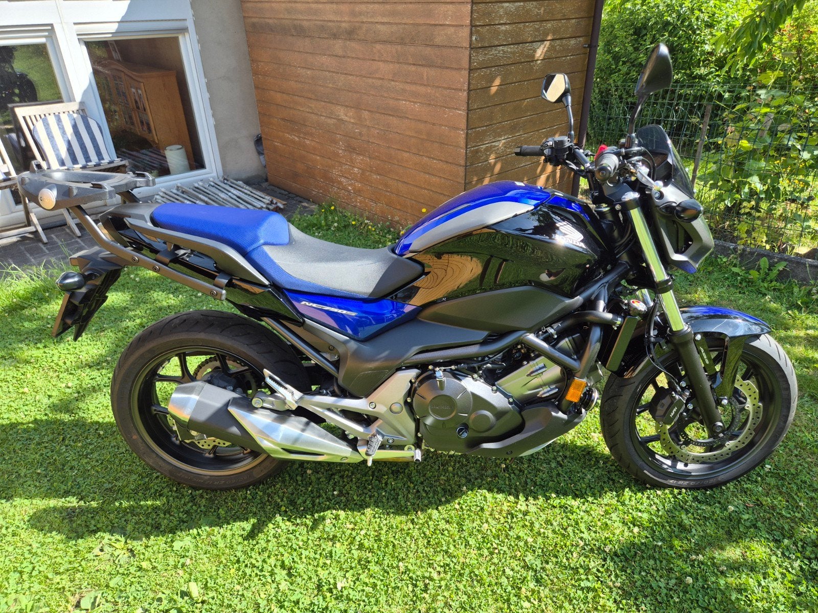 Honda NC750S, Particulier