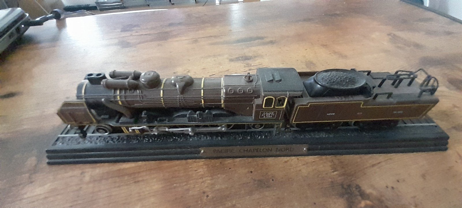 Locomotive train Pacific Chapelon Nord miniature sur support, Enlèvement ou Envoi, Locomotive