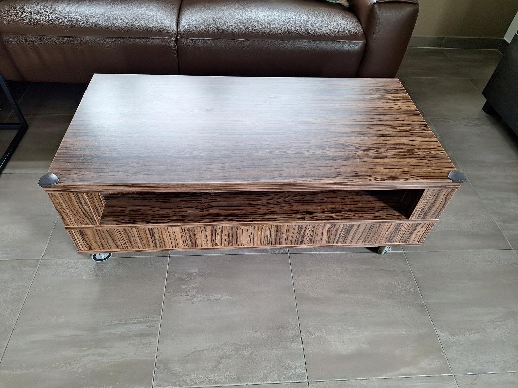 Salontafel op wieltjes, Huis en Inrichting, Tafels | Salontafels, Ophalen, Gebruikt, 100 tot 150 cm, Teakhout