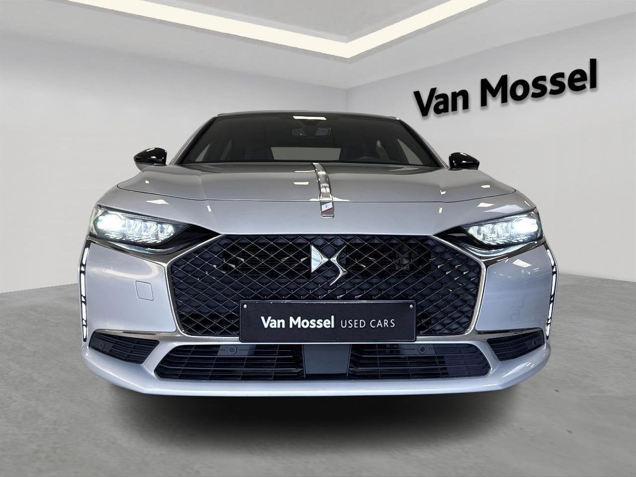 DS DS 9 E-Tense PERFORMANCE Line + STAAT IN SHOWROOM !, Auto's, Stof, Gebruikt, Plug-in hybride, Bedrijf