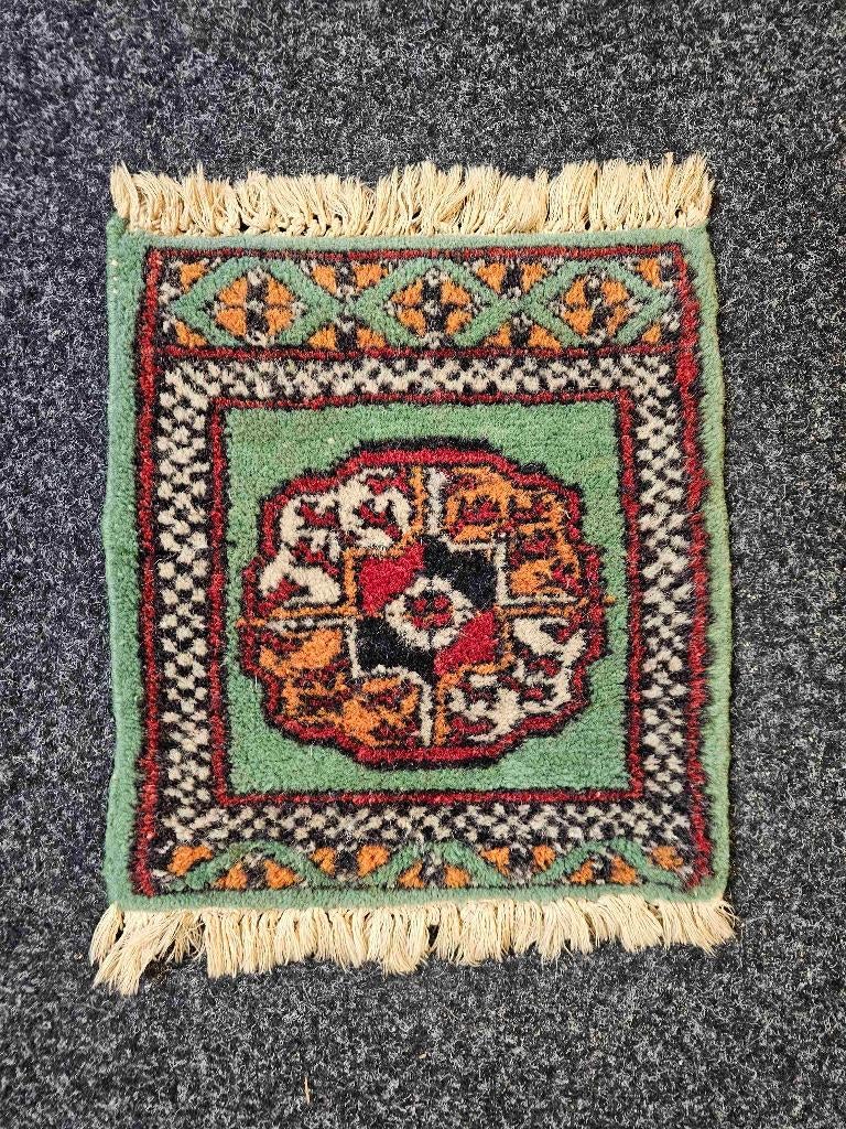 Tapijtje XS 35/32 cm, Ophalen of Verzenden, Gebruikt, Meerkleurig, Overige stijlen