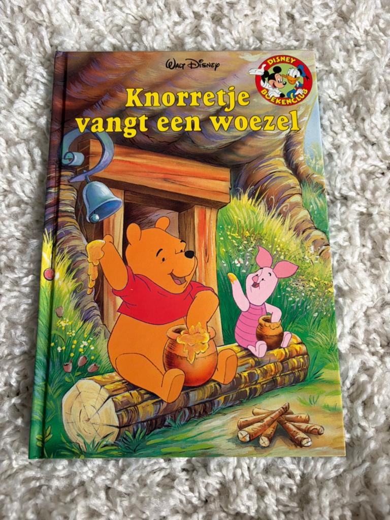Disney boekenclub - Knorretje vangt een woezel, Ophalen of Verzenden, Gelezen, Jongen of Meisje, Fictie algemeen