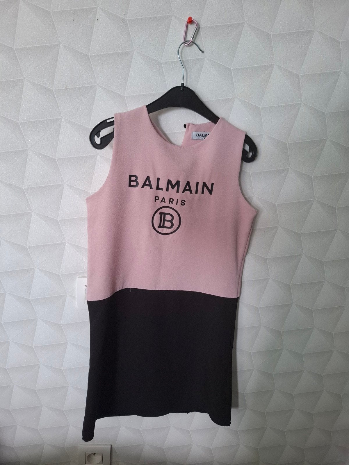 robe fille marque Balmain, Enfants & Bébés, Robe ou Jupe, Enlèvement, Utilisé, Balmain