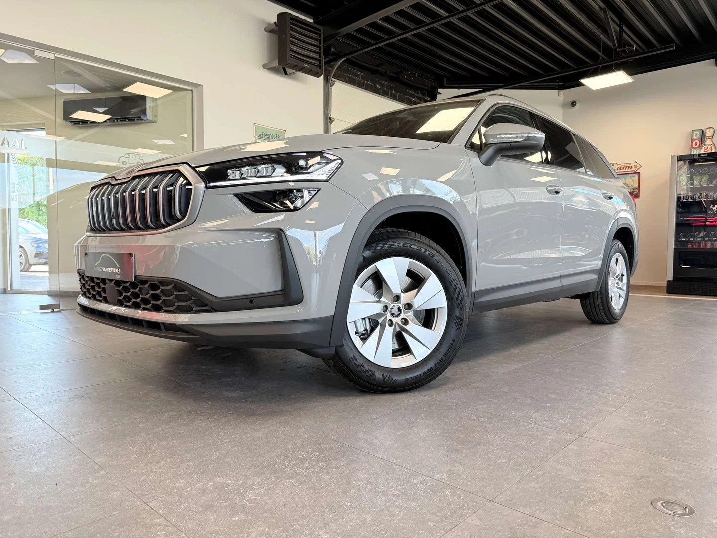 Skoda Kodiaq Kodiaq 1.5 TSI ACT selection 7pl. DSG * NEW ! 0, Auto's, Automaat, Stof, 1498 cc, 4 cilinders