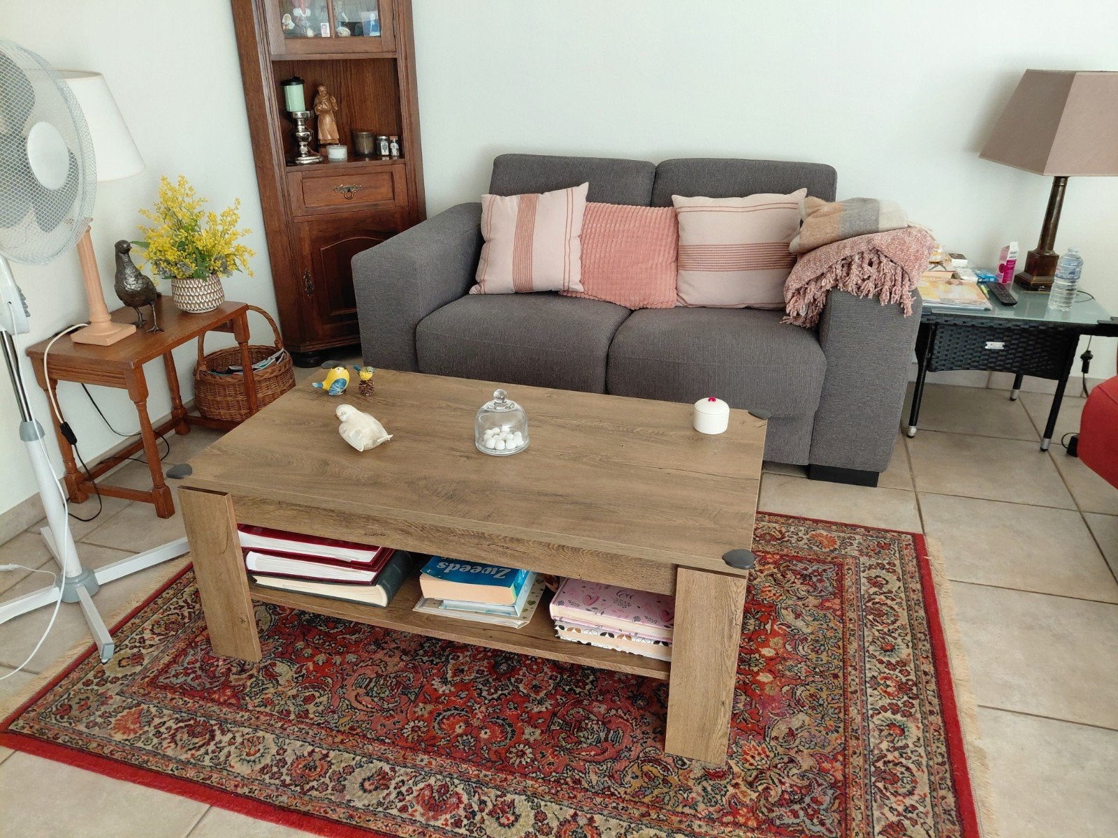 Salontafel in goede staat, 4 jaar oud
1m10 op 60 cm. 1 plek, Huis en Inrichting, Tafels | Salontafels, Ophalen