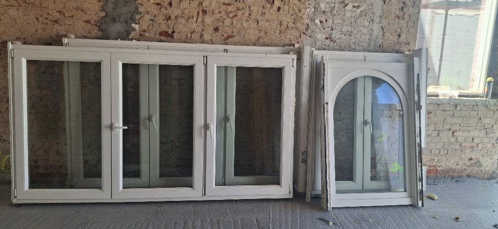 Witte PVC Ramen, Doe-het-zelf en Bouw, Ophalen, Gevelraam of Ruit, Gebruikt, 120 tot 160 cm