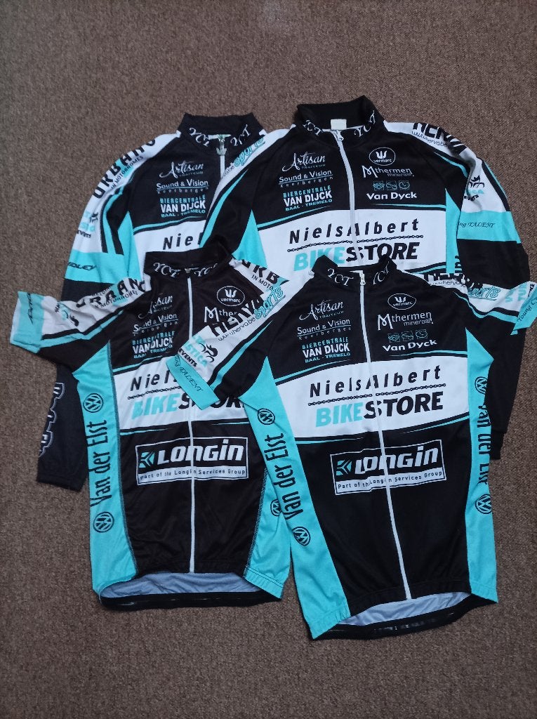 Pakket wielertruitjes 4 stuks, Fietsen en Brommers, Fietsaccessoires | Fietskleding, S, Gebruikt, Dames, Ophalen of Verzenden