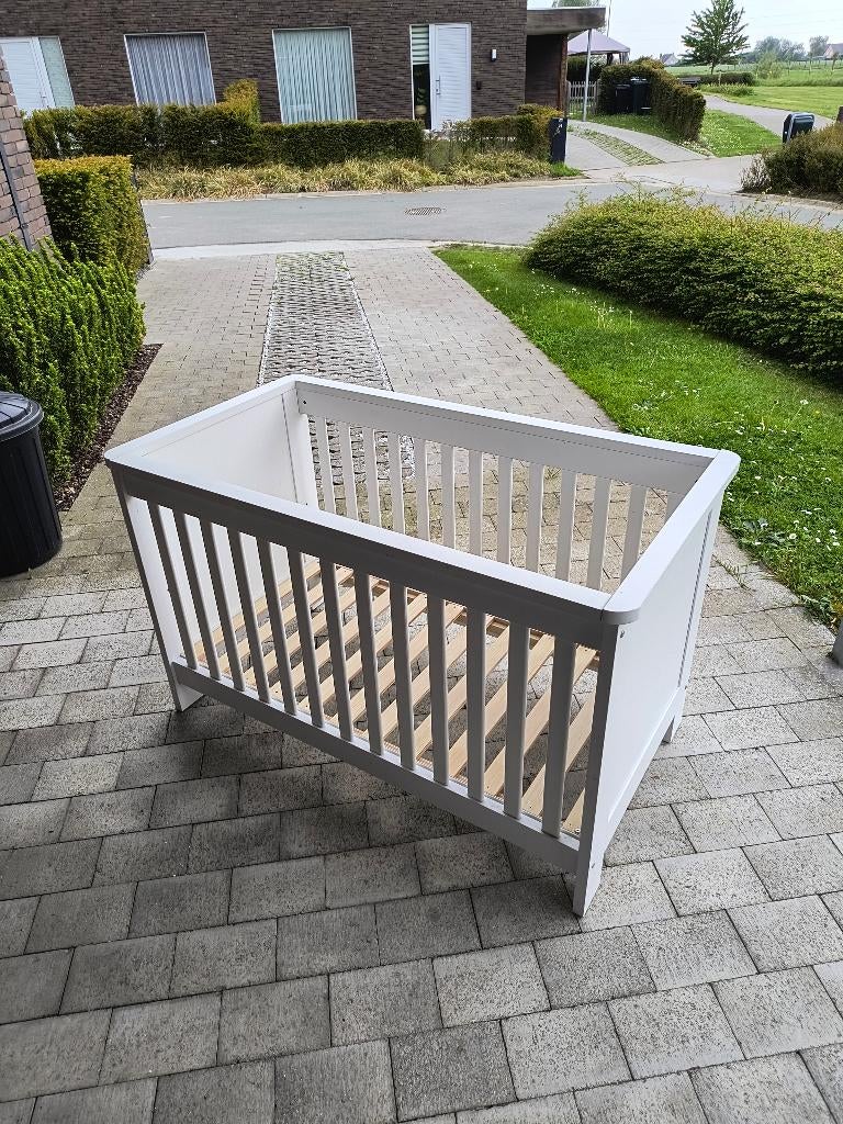 Kinderbed met matras, Ophalen, 70 tot 85 cm, Zo goed als nieuw, Minder dan 140 cm