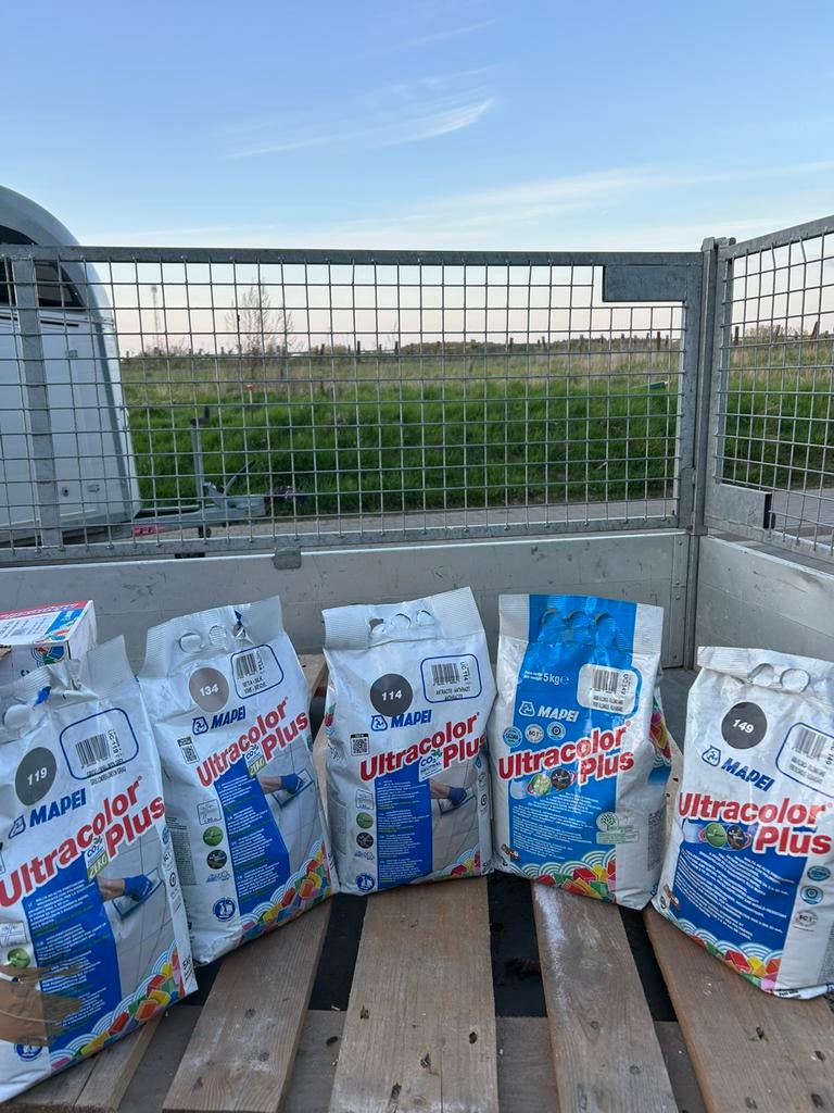 Sac joint Mapei 5kg carrelage Ultracolor Plus, Articles professionnels, Enlèvement