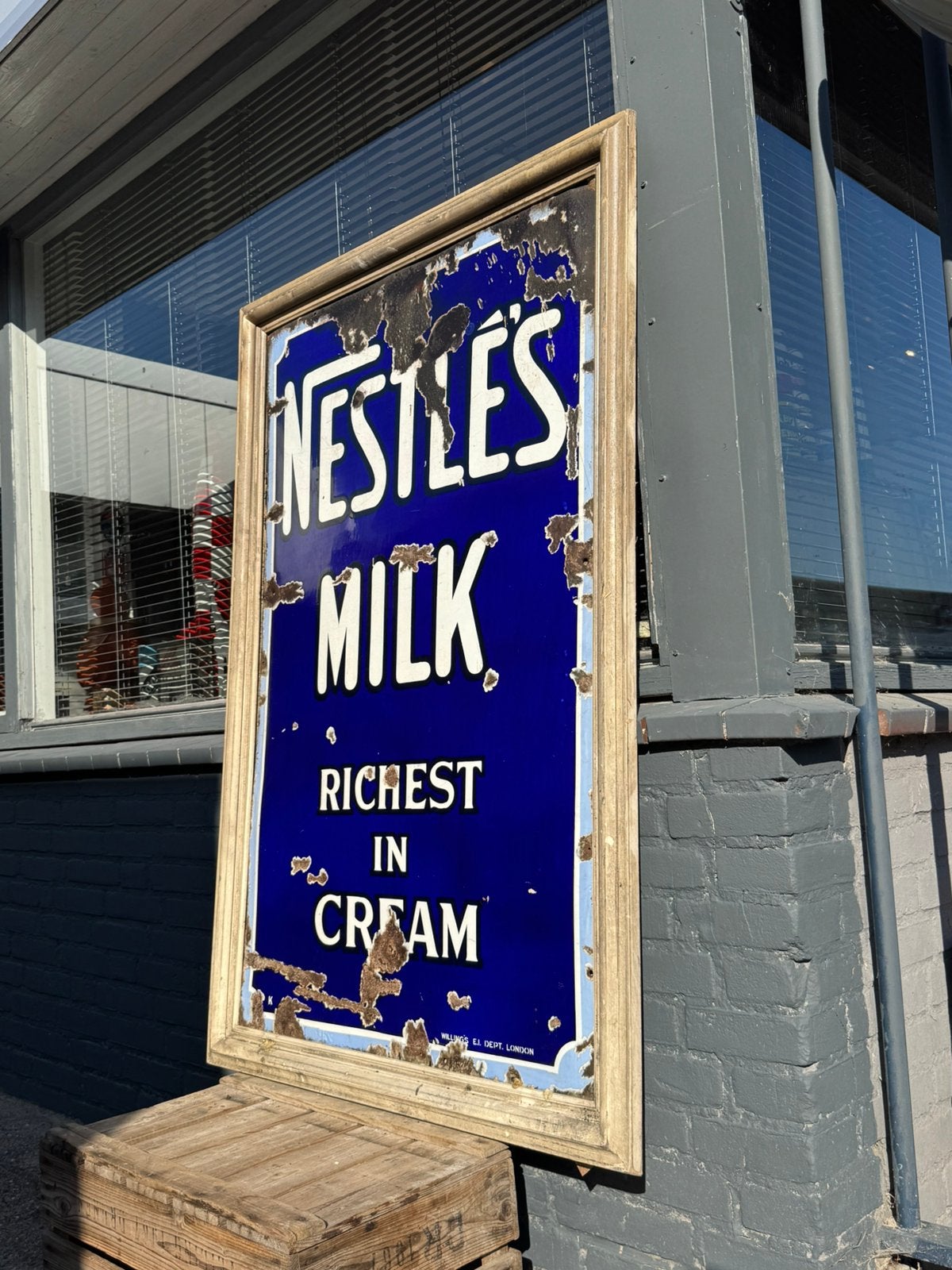 Nestle’s Melk emaille reclamebord XL, Verzamelen, Ophalen, Reclamebord, Gebruikt, .