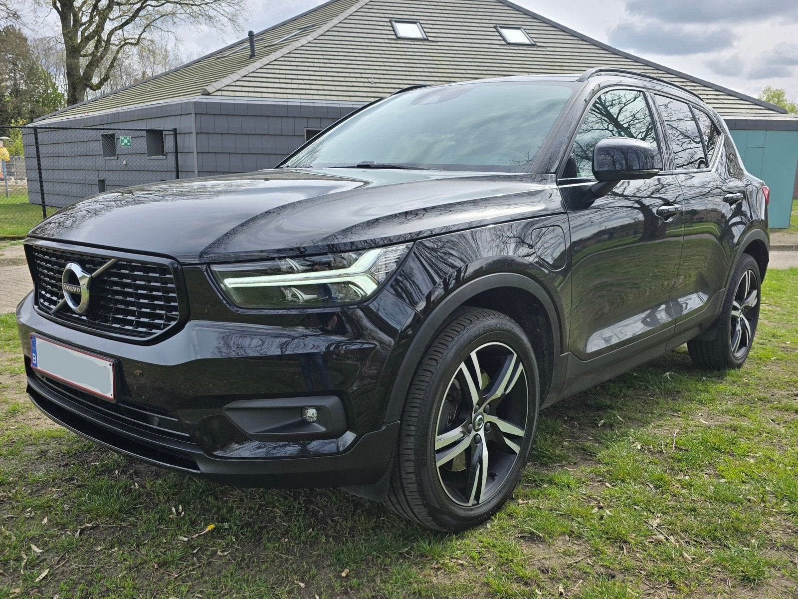 ‼️VOLVO XC40 HYBRIDE‼️✅️FULL R-DESIGN✅️FACELIFT, Auto's, Automaat, Dealer onderhouden, Euro 6, Leder