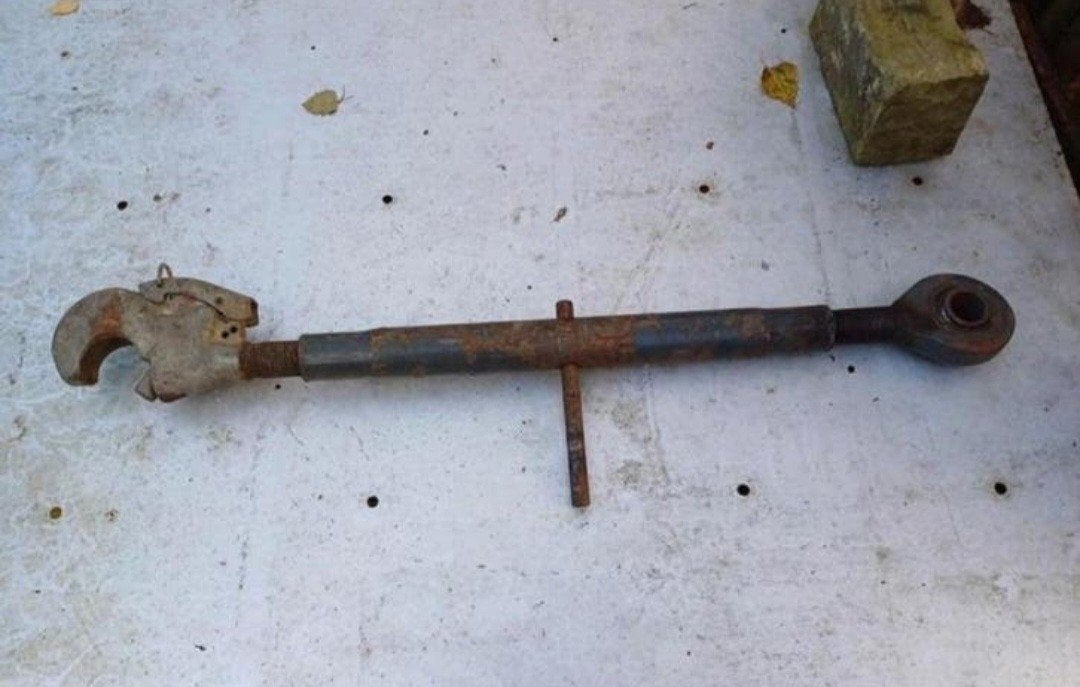 3eme point pour gros tracteur, Enlèvement