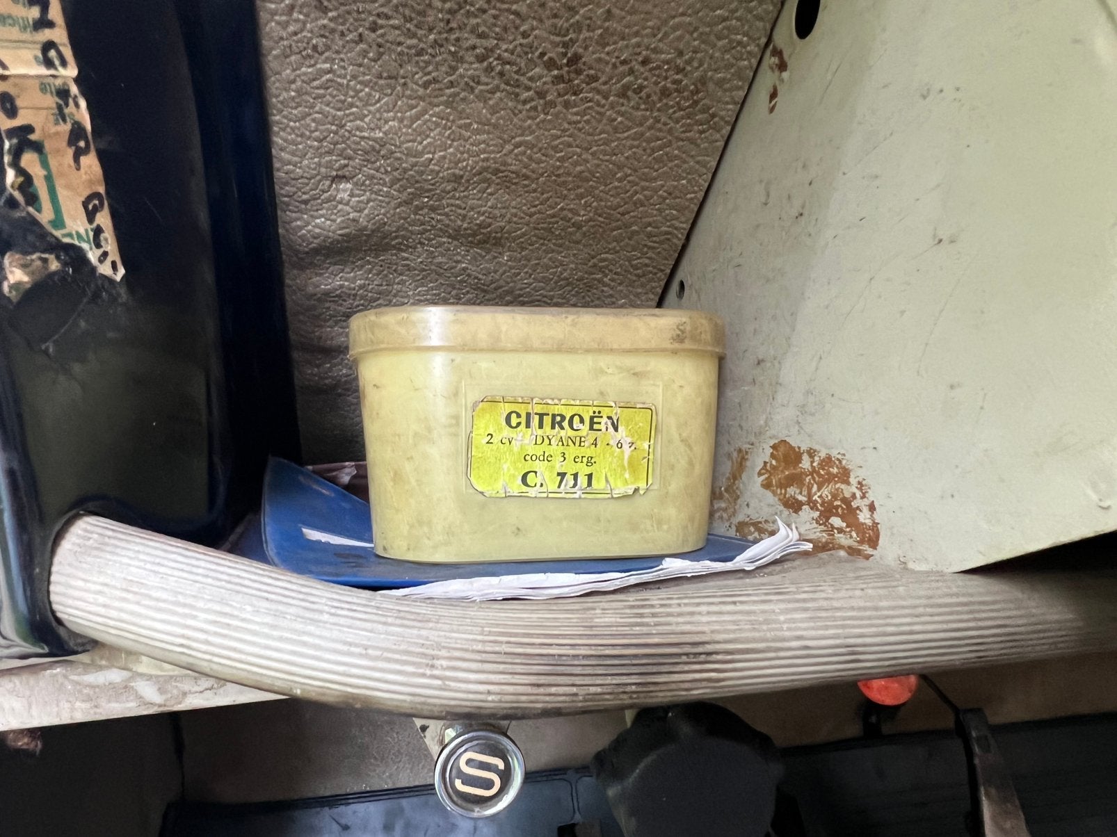 Citroën Azu 250 besteleend, absoluut geheel origineel, foto 12