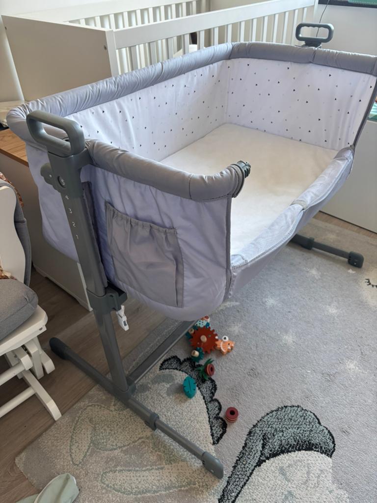 Co-sleeper Kinderkraft Neste, Kinderen en Baby's, Babywiegjes en Ledikanten, Ophalen, Zo goed als nieuw