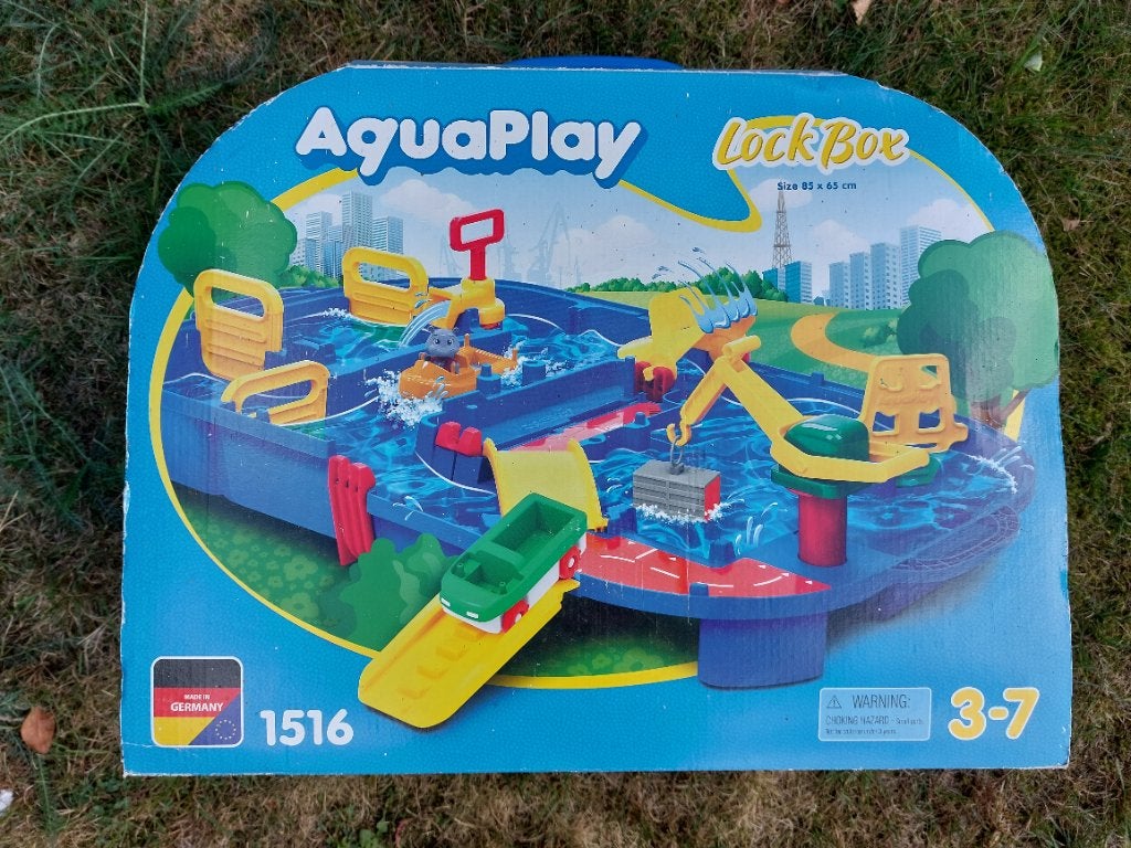 Aqua play, Enfants & Bébés, Jouets | Tables de jeux, Enlèvement, Comme neuf