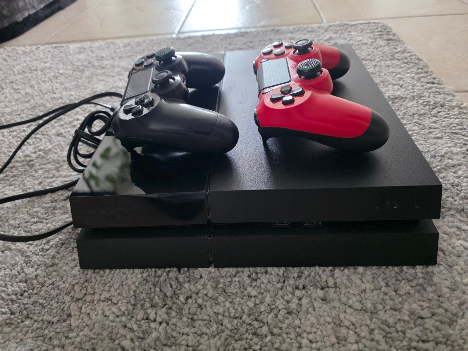 playstation 4 met 2 controllers en kabels, Consoles de jeu & Jeux vidéo, Enlèvement ou Envoi, Utilisé, Avec 2 manettes