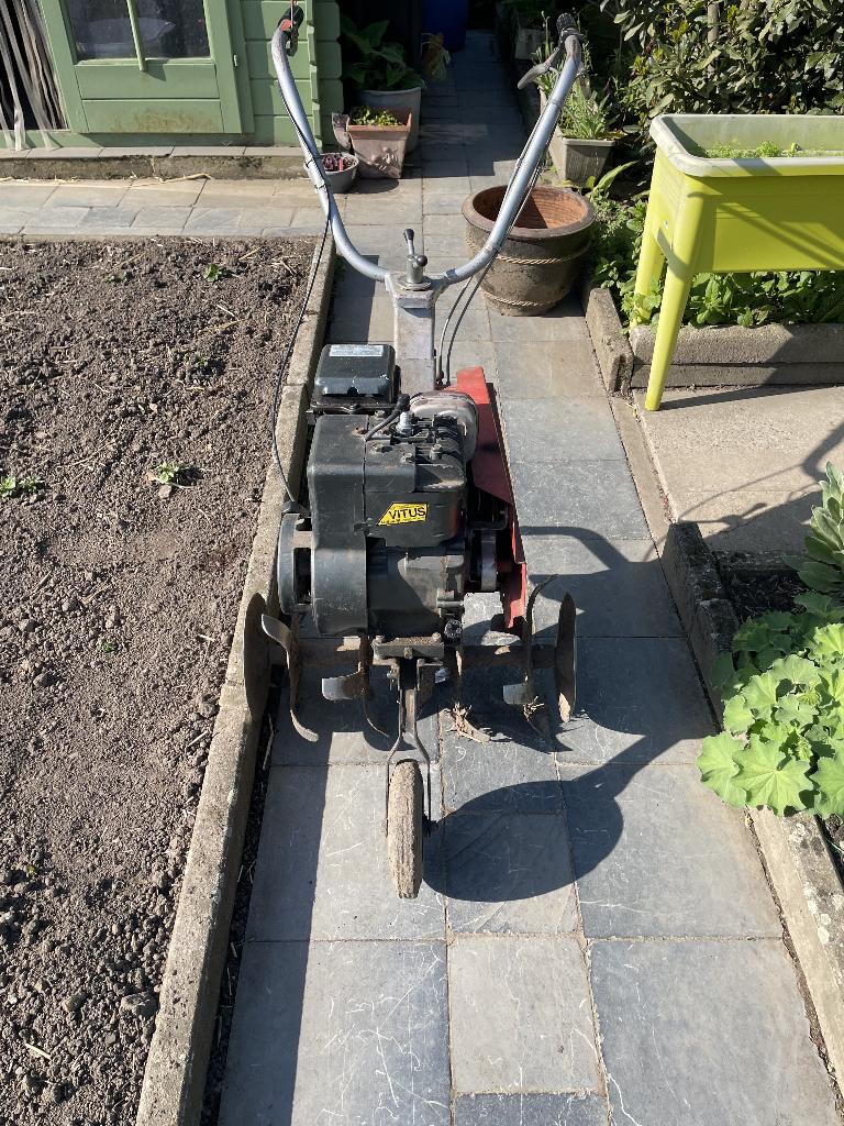 tuinfrees bridge and Stratton motor 5HP, Ophalen, Gebruikt, Tuinfrees