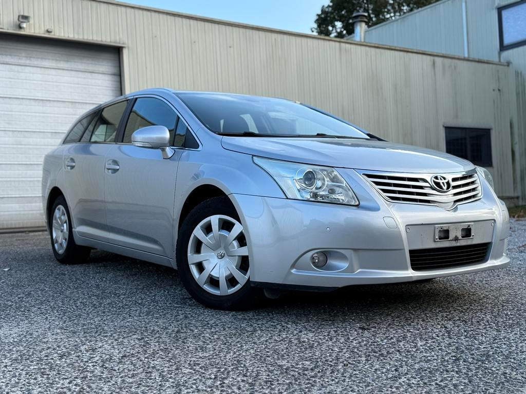 Toyota Avensis 2.0D4d Euro5, Auto's, Toyota, Voorwielaandrijving, Euro 5, Stof, Avensis