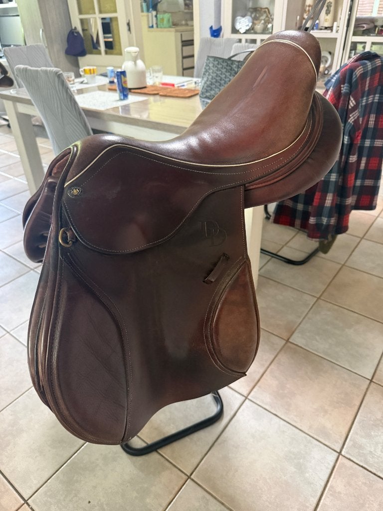 Springzadel, Dieren en Toebehoren, Paarden en Pony's | Zadels, Ophalen, Gebruikt, Springen, L (17.5 inch)
