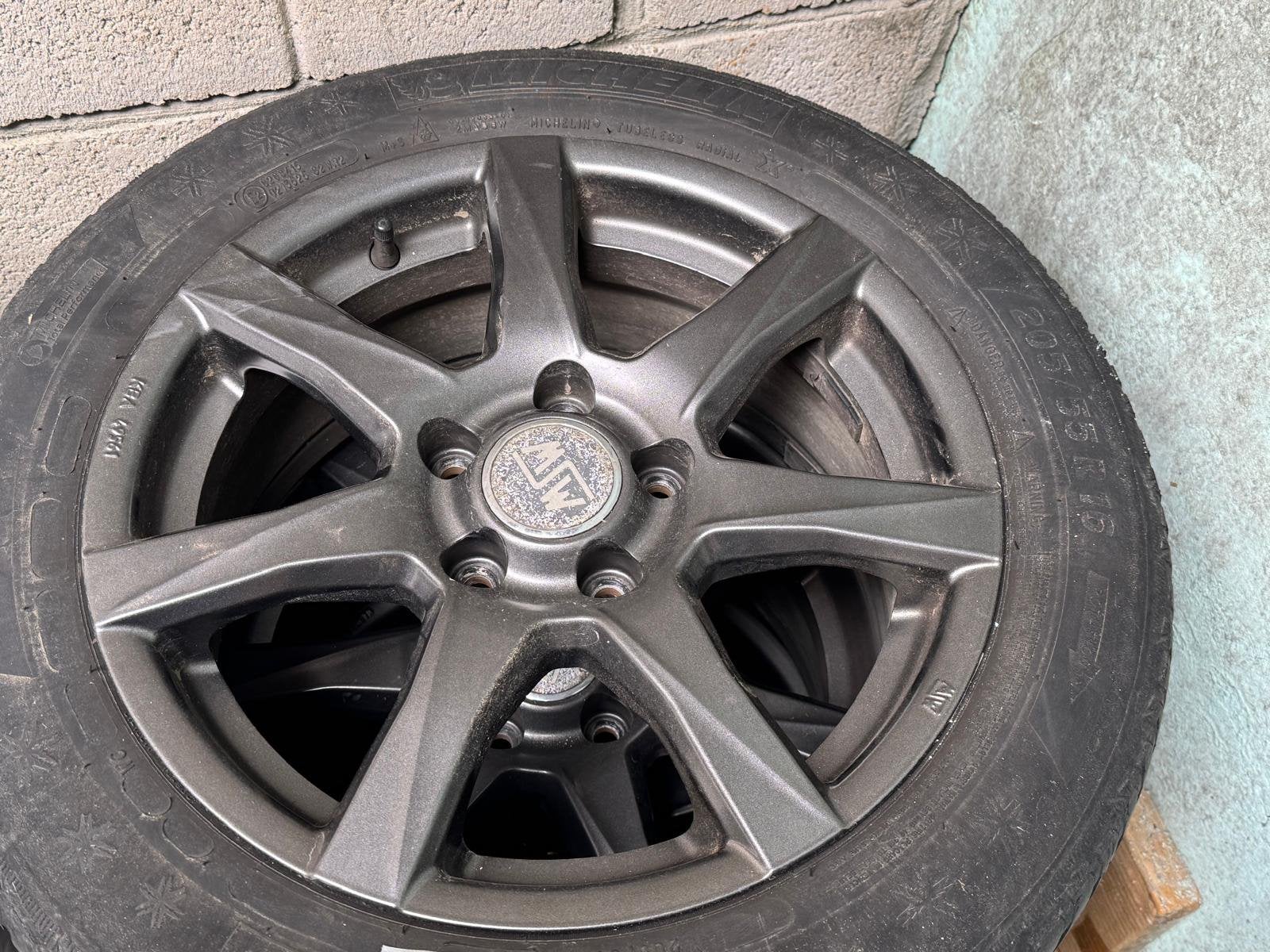Winterbanden met velg, Auto-onderdelen, Banden en Velgen, Ophalen, Gebruikt, Winterbanden, Band(en)