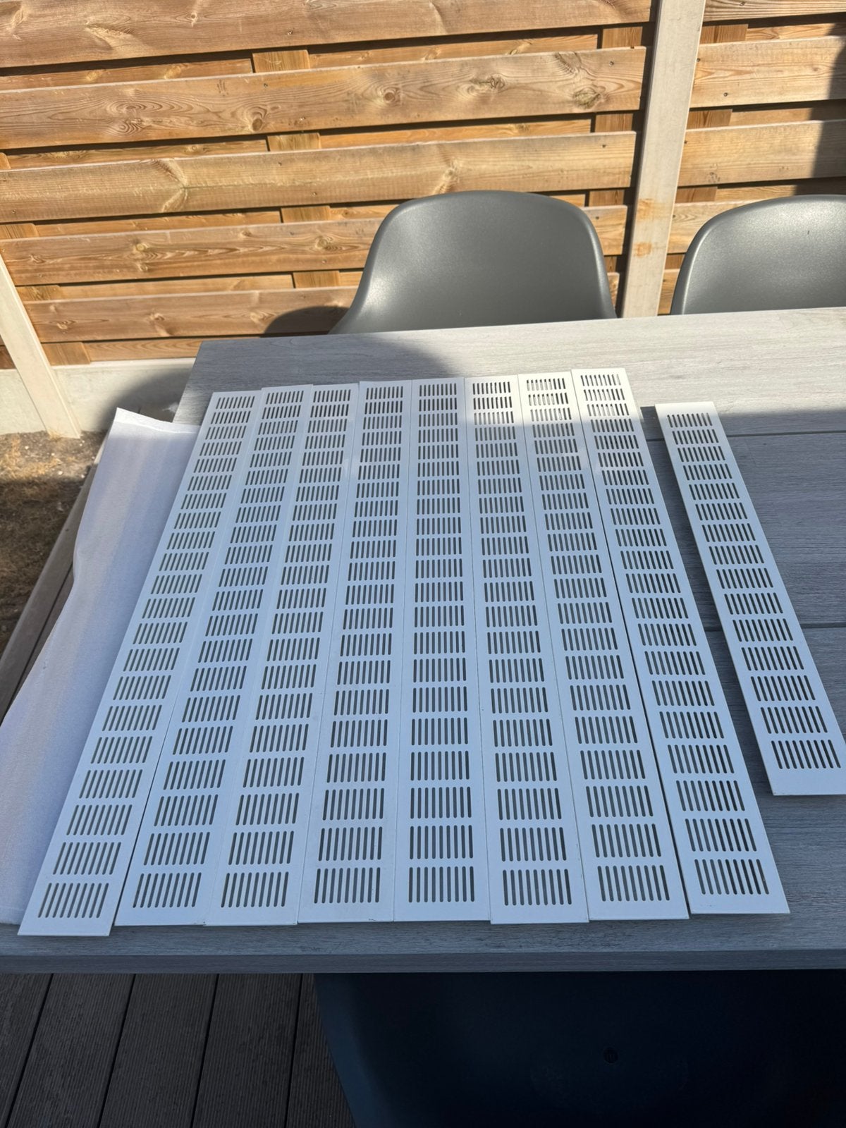 8 Ventilatieroosters lengte 80cm en hoogte 8cm, Doe-het-zelf en Bouw, Ophalen of Verzenden, Zo goed als nieuw, Aluminium