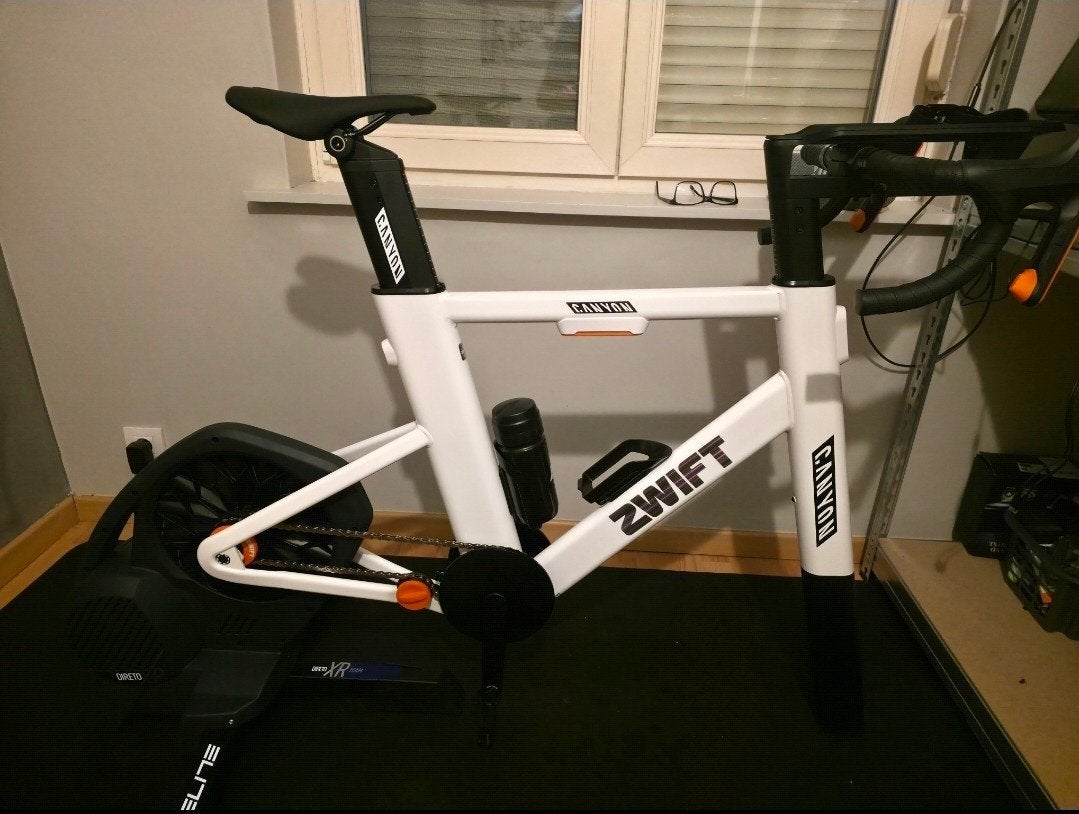 Zwift ride frame + cog v2, Enlèvement