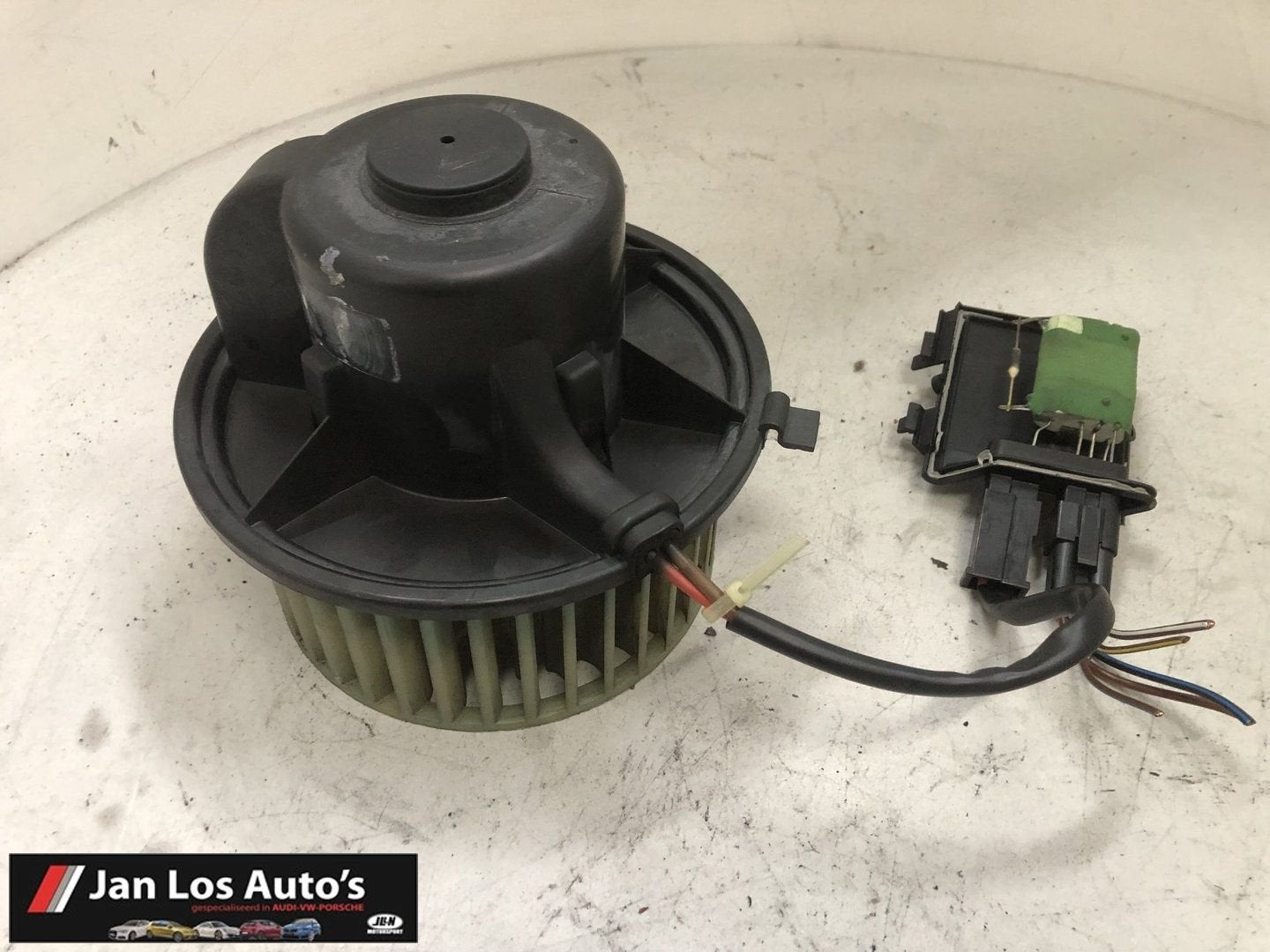 Audi 80 90 coupe cabrio B3 B4 kachelventilator aanjager, Autos : Pièces & Accessoires, -, Origine de la pièce connue, Audi, Utilisé