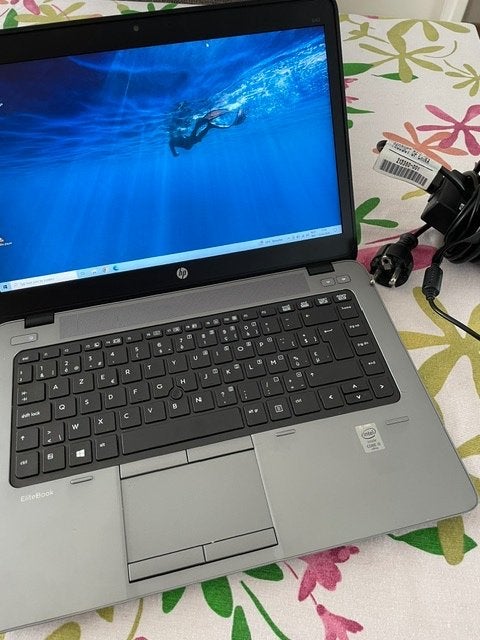 Laptop HP EliteBook 850 G11 - nieuwstaat - 150 euro, Computers en Software, Windows Laptops, Zo goed als nieuw, 14 inch, SSD, 2 tot 3 Ghz