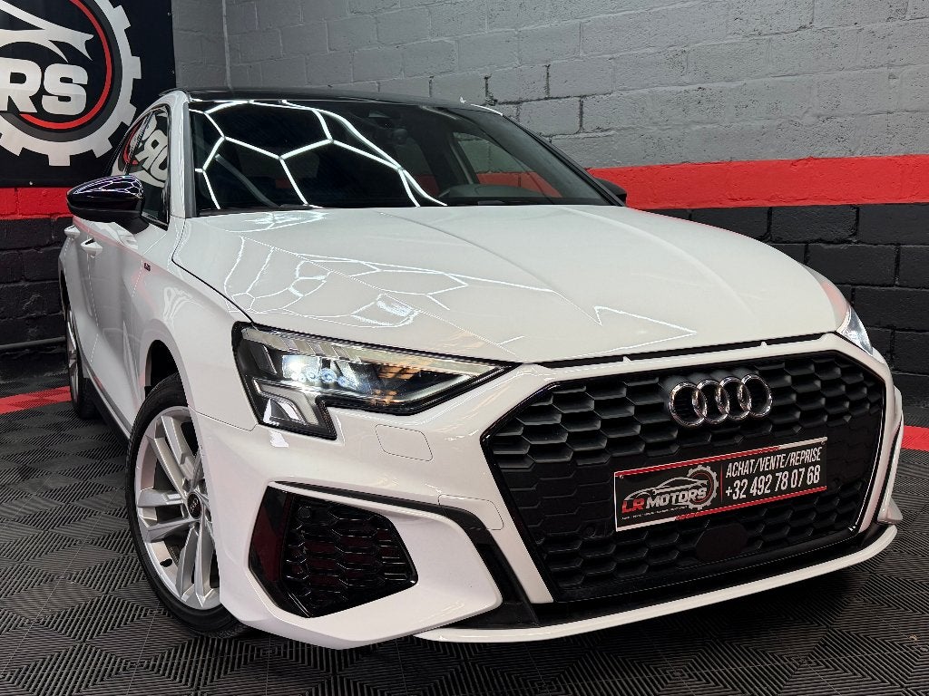 ** Audi A3 sportback // toit panoramique // garantie**, Auto's, Audi, 4 cilinders, Wit, Bi-Xenon koplampen, Bedrijf