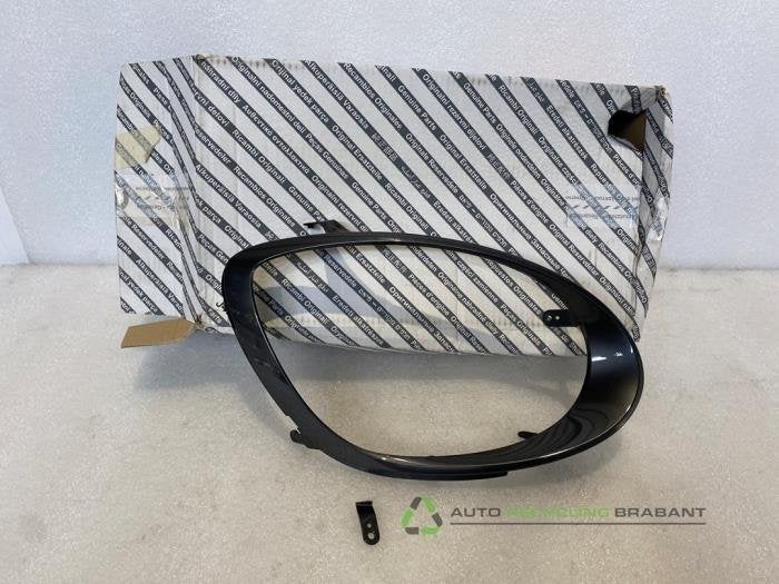 Bord phare gauche d'un Alfa Romeo Mito, -, 3 mois de garantie, Utilisé, Alfa Romeo