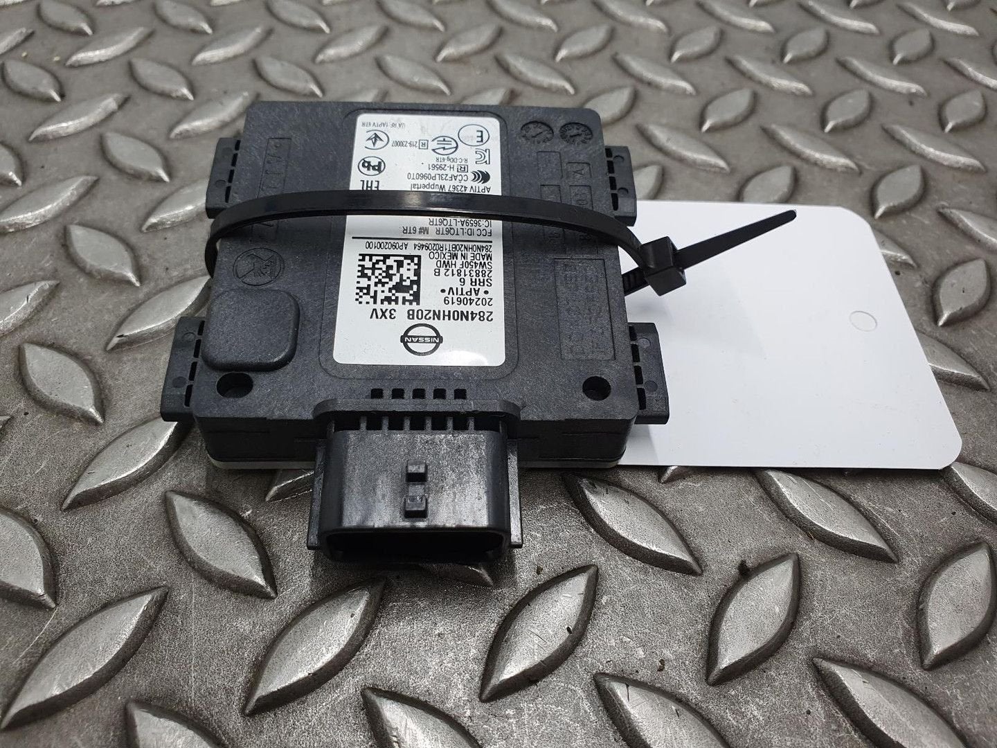 NISSAN QASHQAI J12E 1.5 VC-T e-Power SENSOR RADAR 284N0HN20B, Enlèvement ou Envoi, Utilisé, ARN reconnu