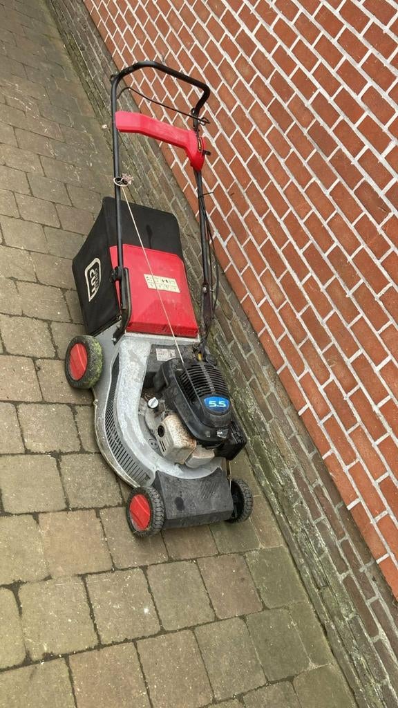 Grasmaaiet met hondo moter, Tuin en Terras, Grasmaaiers, Ophalen