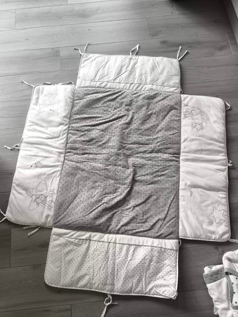 Boxkleed met omranding aan, Kinderen en Baby's, Ophalen, Boxkleed