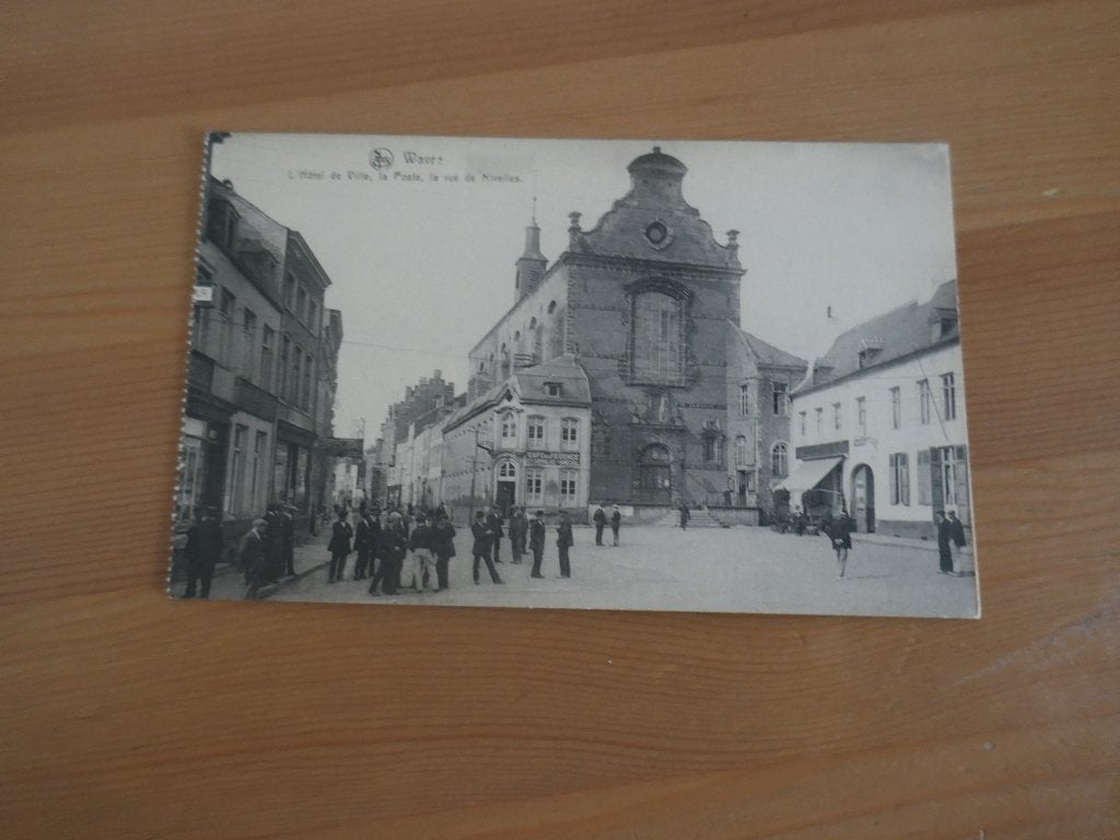 wavre l'hôtel de ville la poste, la rue de Nivelles, Enlèvement ou Envoi, Non affranchie, Brabant Wallon