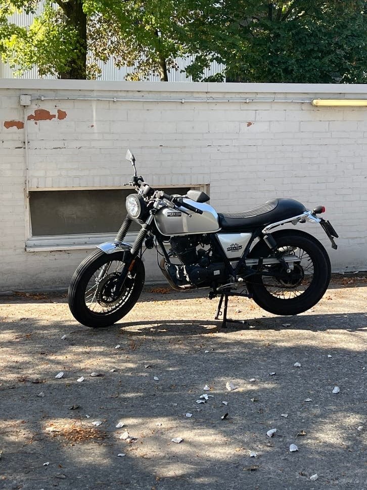 ️ Moto Brixton Sunray 125cc, Motos, Occasion, Permis Moto A1 minimum, Particulier, 1 cylindre