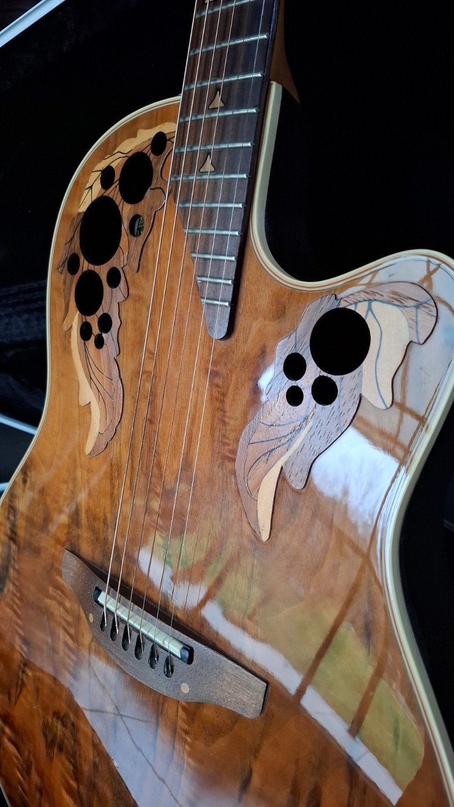 OVATION Eltie Walnut gelimiteerde editie, Ophalen, Gebruikt, Western- of Steelstringgitaar, Met koffer