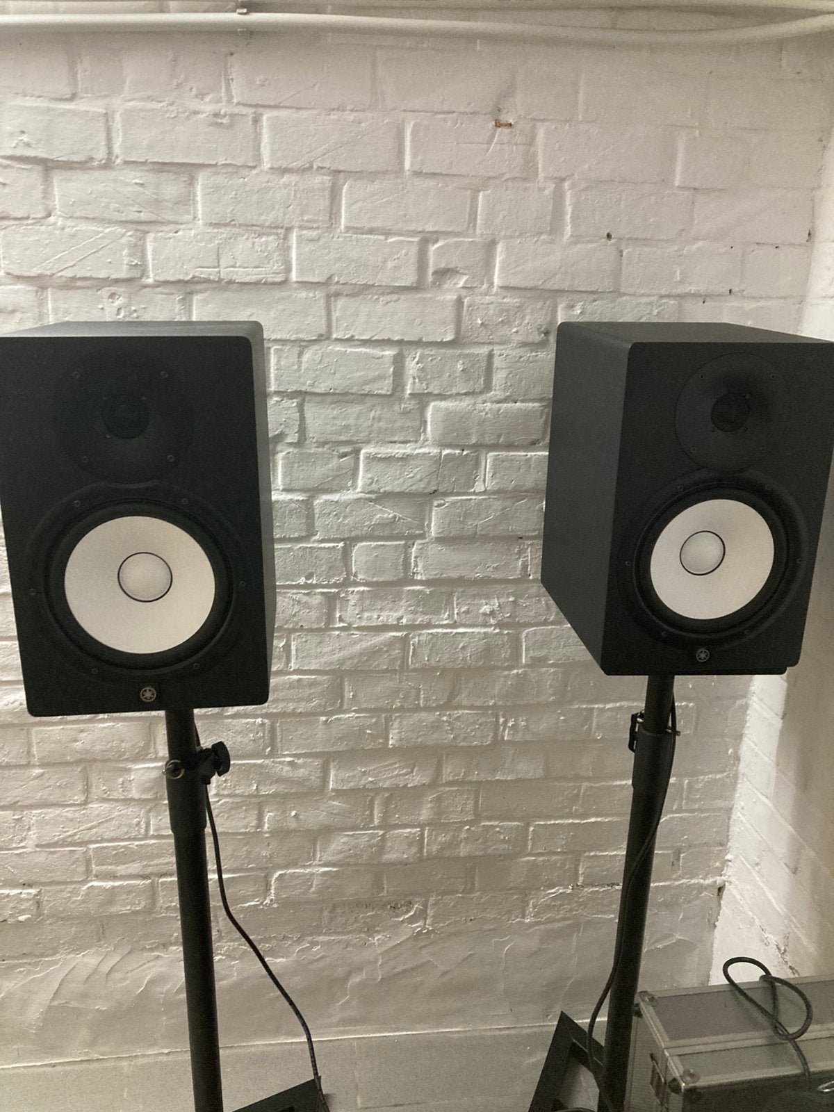 Yamha HS8 studiomonitor + statief, Audio, Tv en Foto, Luidsprekerboxen, Ophalen, Studiomonitor, Yamaha, Zo goed als nieuw