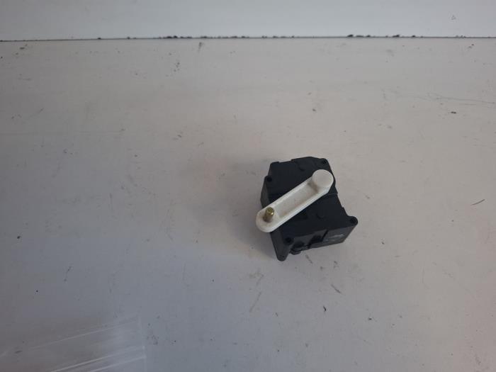 Kachelklep Motor van een Volkswagen Phaeton, Gebruikt, -, Volkswagen, -