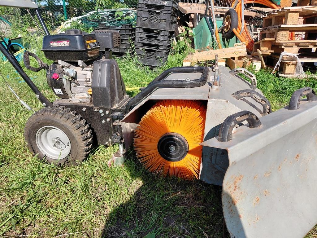 veegmachiene, Tuin en Terras, Veegmachines, Ophalen, Gebruikt, Lumag