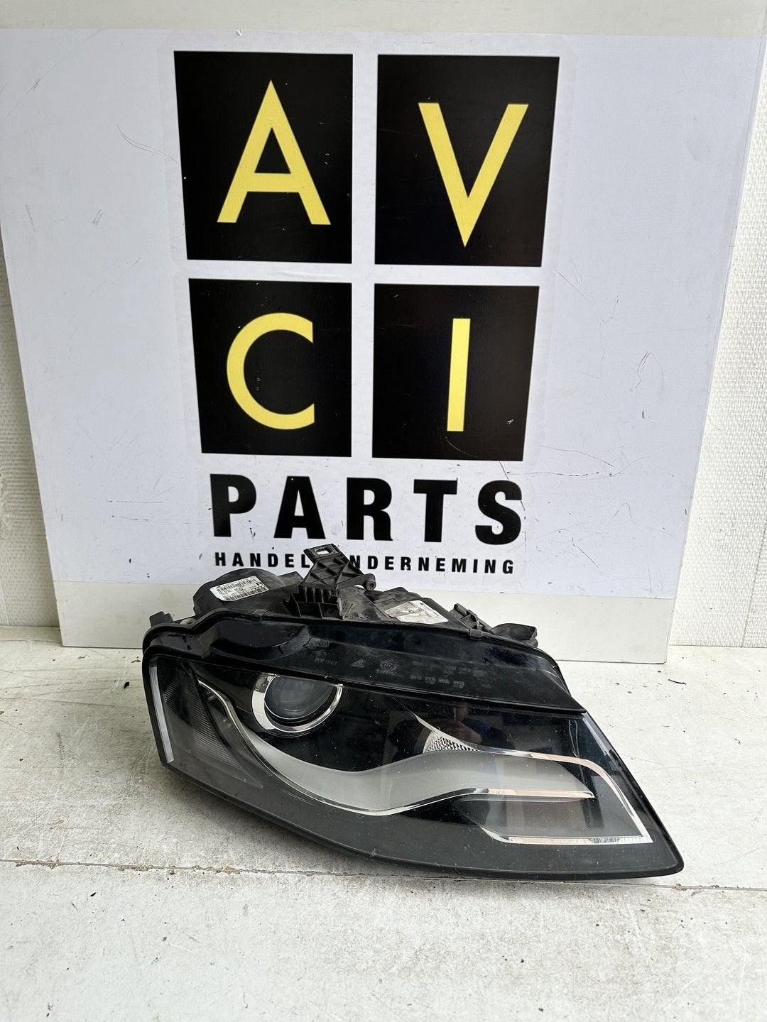 Koplamp Audi A4 8K B8 xenon Led 8K0941030C, Gebruikt, -, -, -